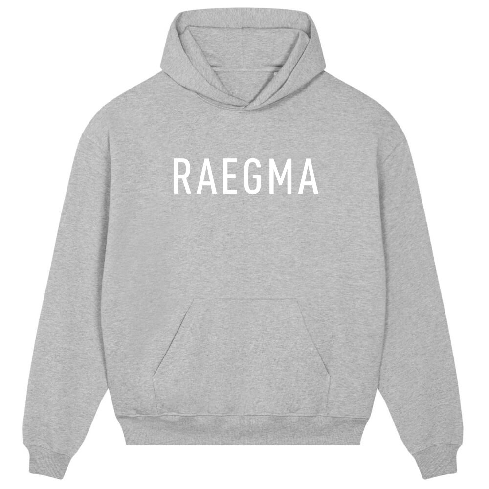 Kapuutsiga pusa raegma
